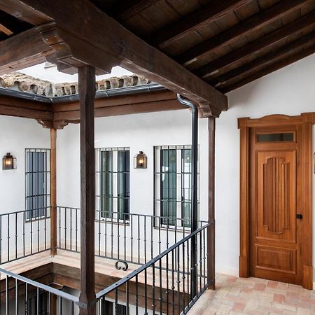 Casa Pilatos Luxury Apartments Sevilla Bagian luar foto
